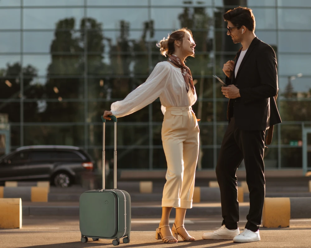 lightweight suitcases on wheels